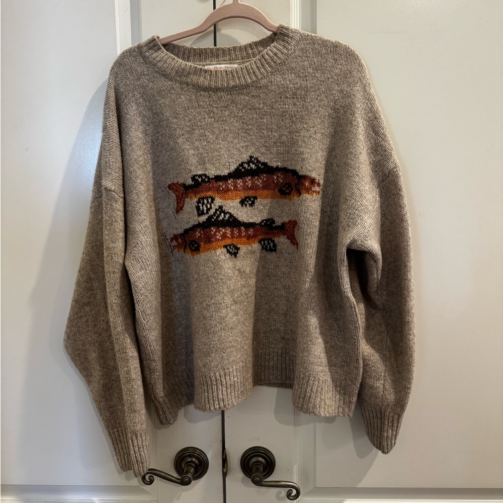 Cozy Tan  Sweater with Fish Design oversized size small never worn